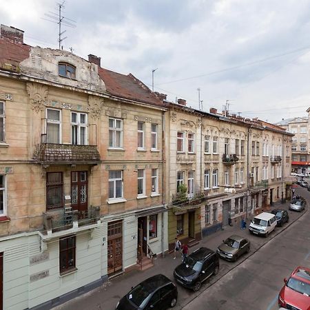 Avangard Deluxe Art Apart Lviv Exterior photo